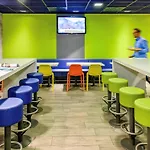 Ibis Budget Versailles Chateau Cyr L'ecole 2* Saint-Cyr-lʼÉcole