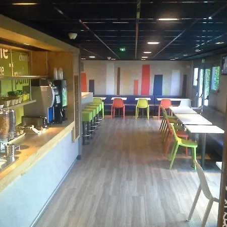 Hotel Ibis Budget Versailles Chateau