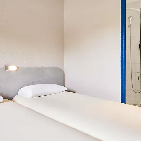 Szálloda Ibis Budget Versailles Chateau Cyr L'ecole