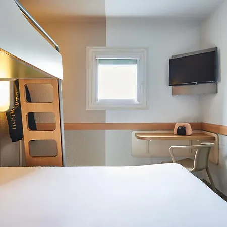 Ibis Budget Versailles Chateau Cyr L'ecole 2* Saint-Cyr-lʼÉcole
