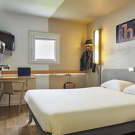 Ibis Budget Versailles Chateau Cyr L'ecole 2*