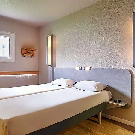 Ibis Budget Versailles Chateau Cyr L'ecole