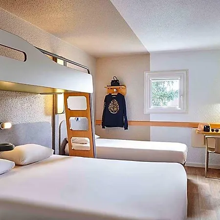 Ibis Budget Versailles Chateau Cyr L'ecole 2* Saint-Cyr-lʼÉcole
