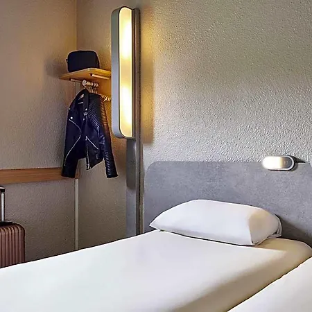 Ibis Budget Versailles Chateau Cyr L'ecole 2* Saint-Cyr-lʼÉcole