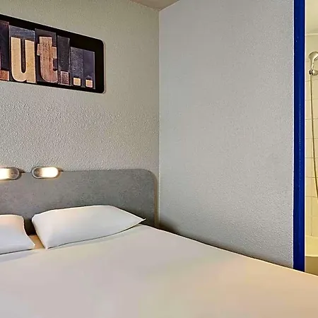 Ibis Budget Versailles Chateau Cyr L'ecole