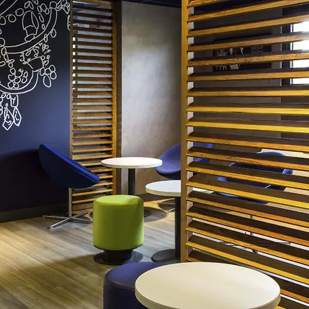酒店 Ibis Budget Versailles Chateau Cyr L'ecole 2*