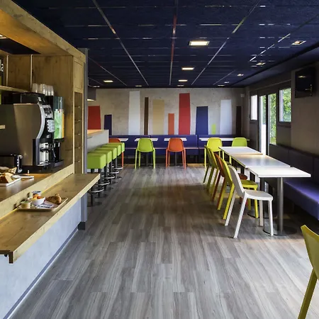 Ibis Budget Versailles Chateau Cyr L'ecole