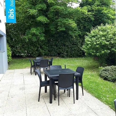 Ibis Budget Versailles Chateau Cyr L'ecole 2*
